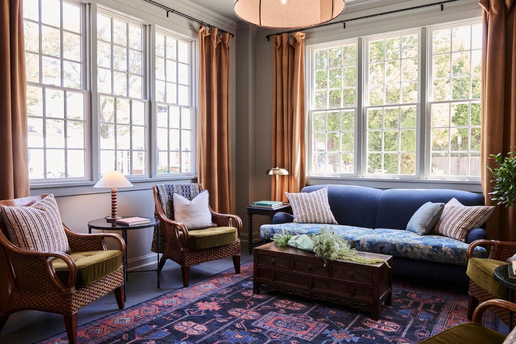 Staying Near Manhansett Chapel Museum: 4 Couple Hotels Compared