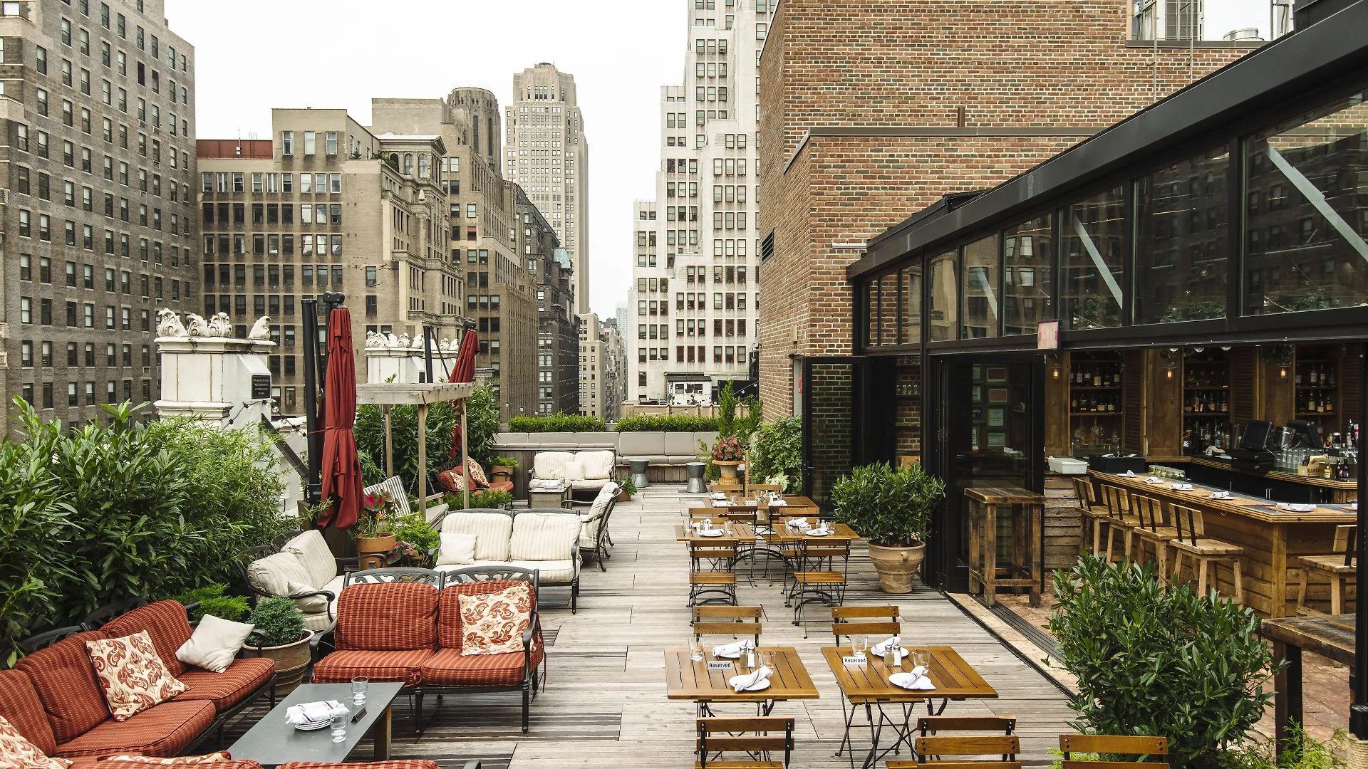 Staying In Hamm, Hamburg: 6 Five-Star Hotels Compared