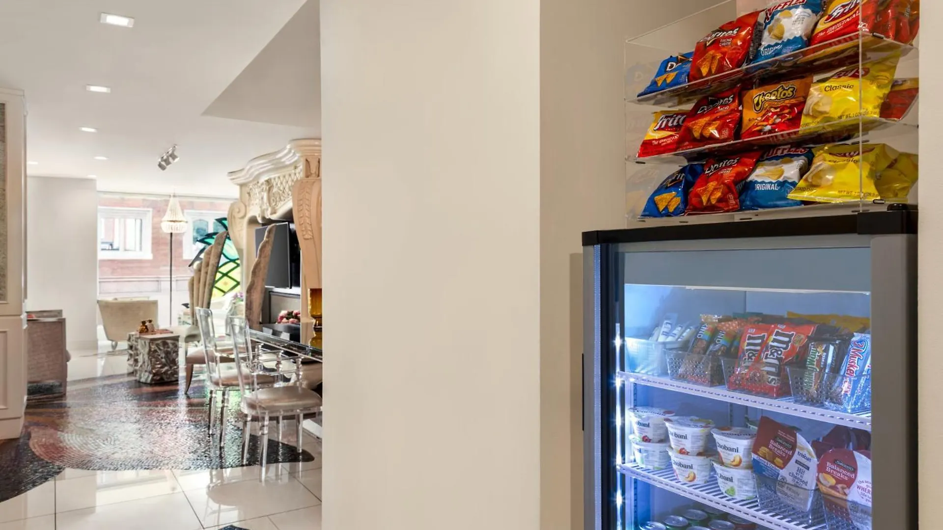 6 Four-Star Hotels in Hell's Kitchen That Deliver on Location