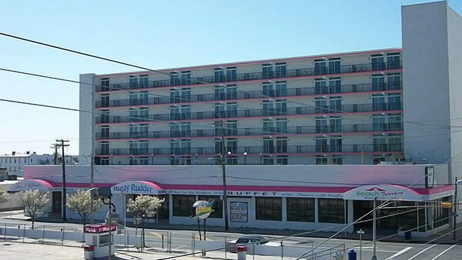 6 Central Hotels Close to Wildwoods Convention Center