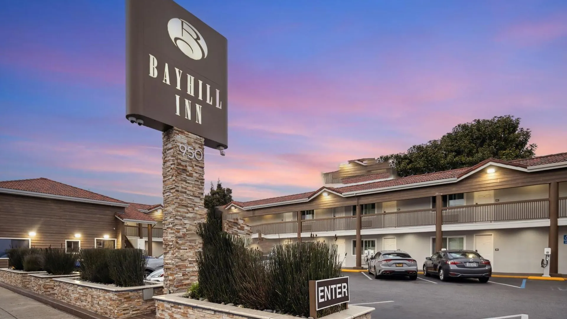 4 Smart 2-Star Stays Near Pacifica State Beach