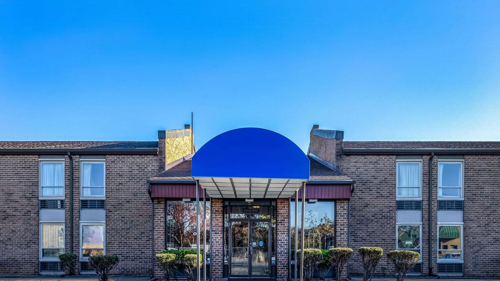 9 Days Inn by Wyndham Hotels in Virginia Worth Booking